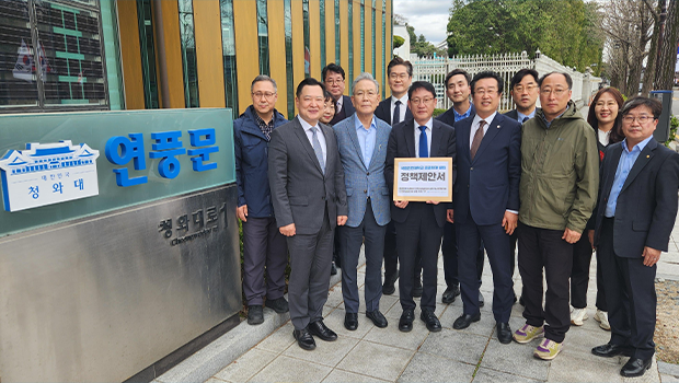 “수도권인데 의료취약”... 인천 한목소리, 청와대에 공공의대 설립 제안 대표이미지
